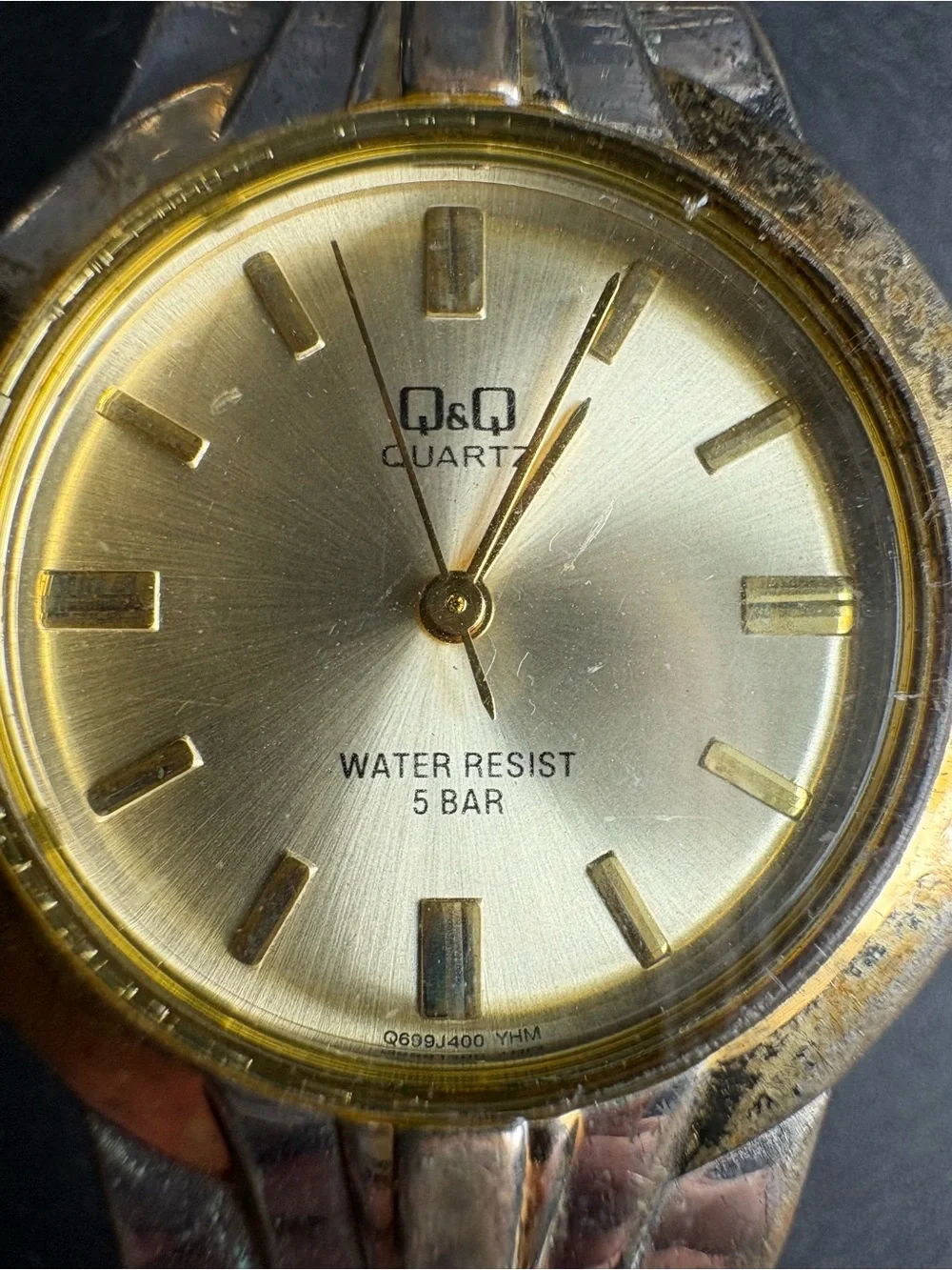 Gold and Silver Men’s Quartz Watch
